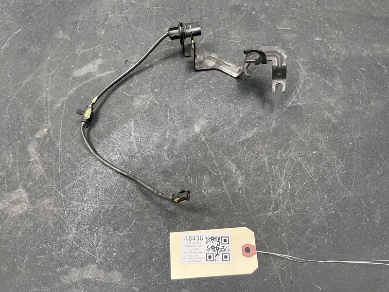 Rear Right Brake Pad Wear Sensor 2019 Audi S5 Coupe 8W0615121E 2018 2020-2023