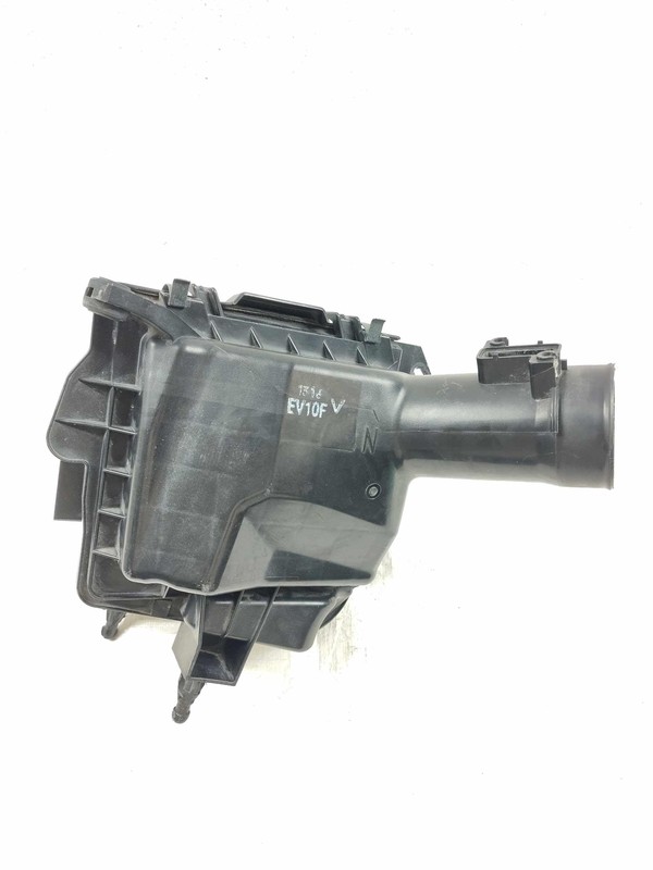 2012 Infiniti G37 LH Driver Air Cleaner Intake Box Assembly P/N 16500EV11B