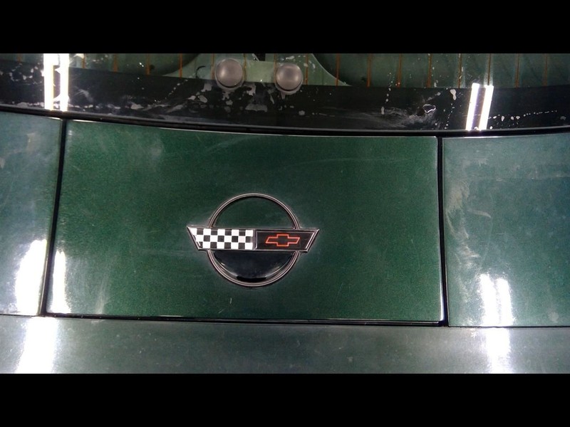 CORVETTE 1984-1996 Fuel Filler Door Green 91U 1694333