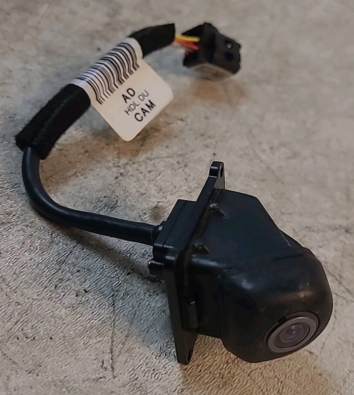 2016-2018 Hyundai Elantra Rear Parking Assist Camera 95766-F2101 OEM