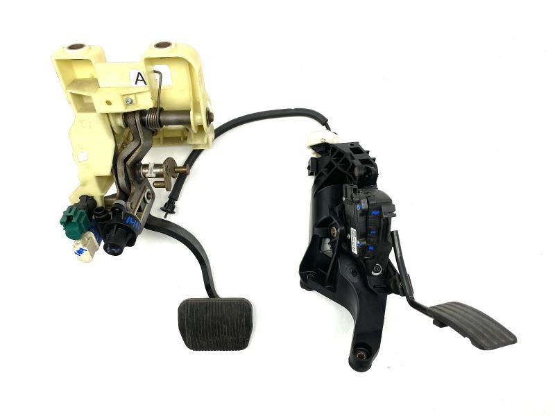 Power Adjustable Accelerator and Brake Pedal Fits 2003-2008 Jaguar S Type 79184