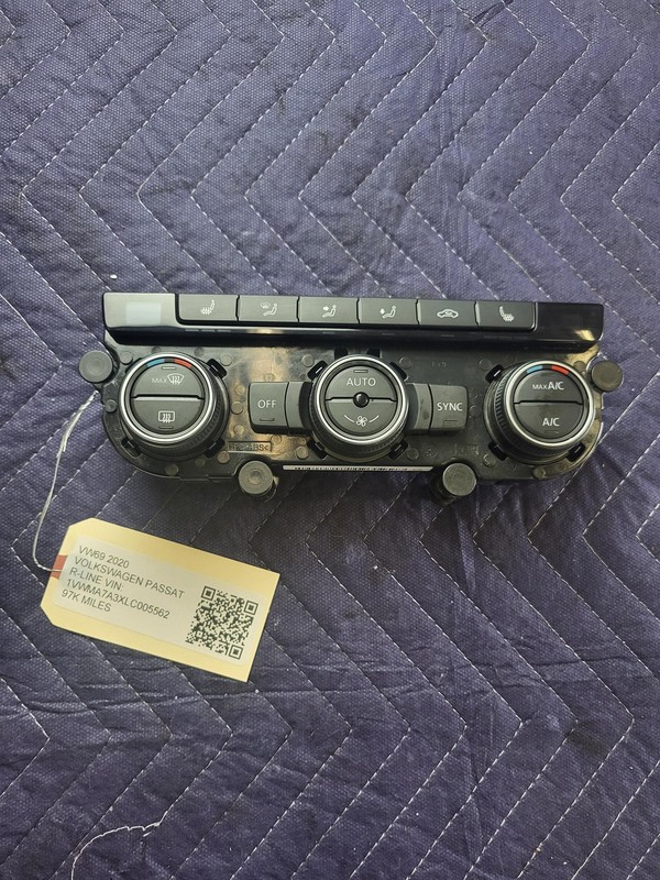 Used Oem Volkswagen A/C Heater Control Module 5HB012344 for 2020 Passat 2.0L FWD
