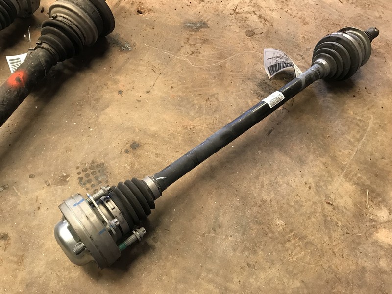 14 15 16 17 18 -CADILLAC ATS REAR AXLE RIGHT PASSENGER SIDE OEM RH AUTOMATIC 33K
