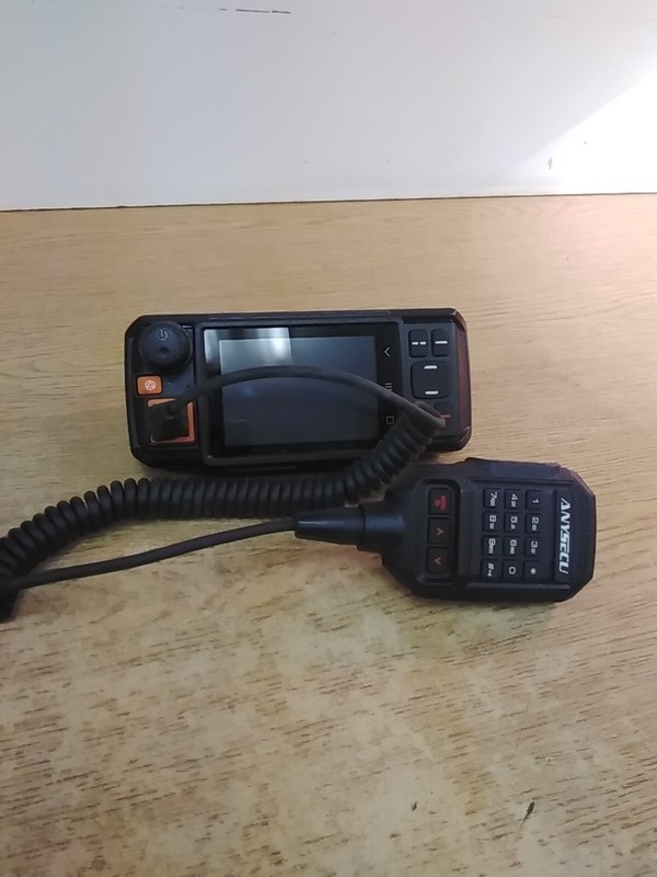 Anysecu 4G-W2Plus POC Mobile Android Network Radio W/ Microphone