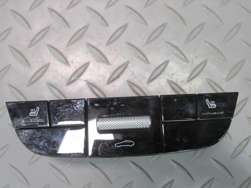 17-23 PORSCHE PANAMERA 971 REAR CENTER CONSOLE SUN SHADE HEATED SEAT SWITCH