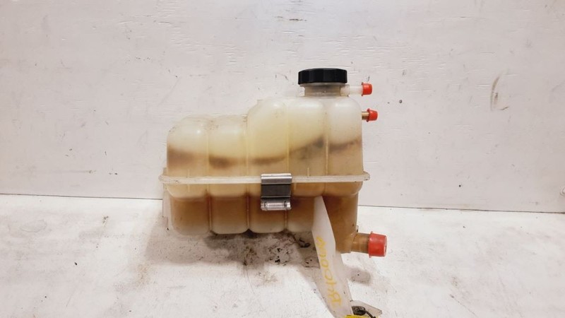 Coolant Reservoir Classic Style Fits 99-07 SIERRA 2500 PICKUP 3201743