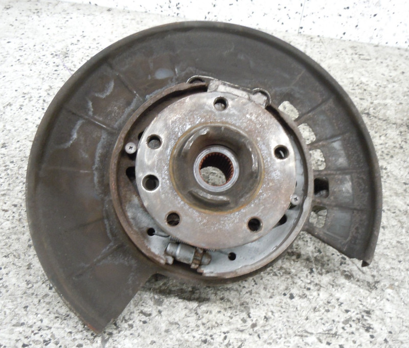 2011-2014 Porsche Cayenne Rear Spindle Knuckle Hub Passenger Right RH OEM