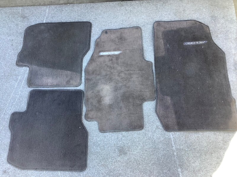 98 99 00 01 02 Accord 2dr Set Of Black carpets Floor Mats Floormats used OEM