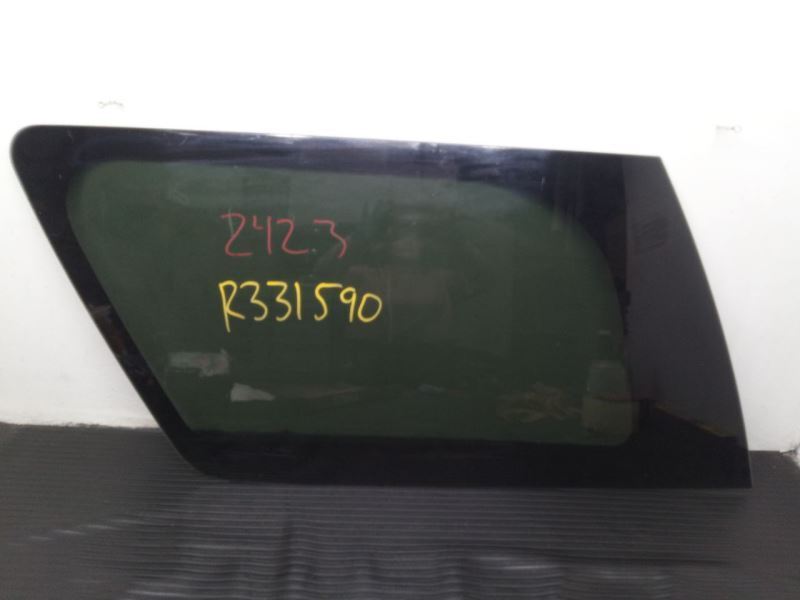 07-14 Chevrolet Tahoe Left Driver Quarter Glass W/ Privacy Tint OEM 25810433
