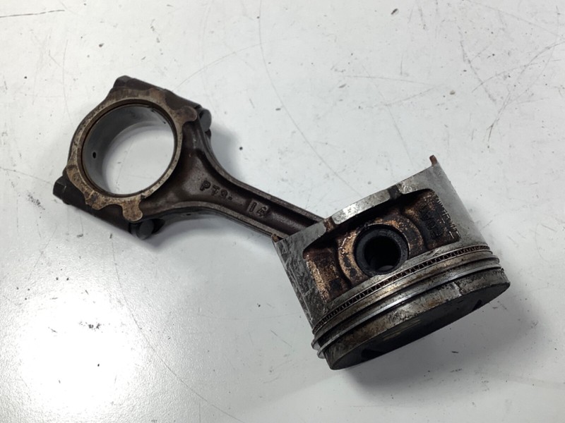 94-97 Honda Accord Piston & Connecting Rod 13010-P0A-000 OEM