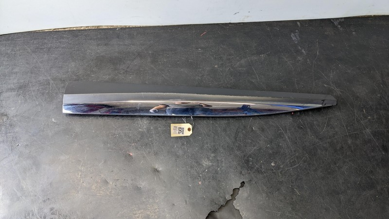 Front Left Door Lower Molding 2020 Nissan Murano 80871-9UA0A 2017 2018 - 2022 X
