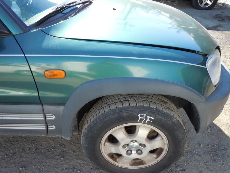 1996 1997 Toyota RAV4 Fender Passenger Right 6N5