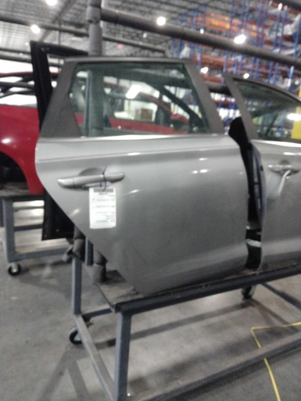 2020 Hyundai Elantra Silver Right Rear Door 645946, 124K Miles, OEM Quality