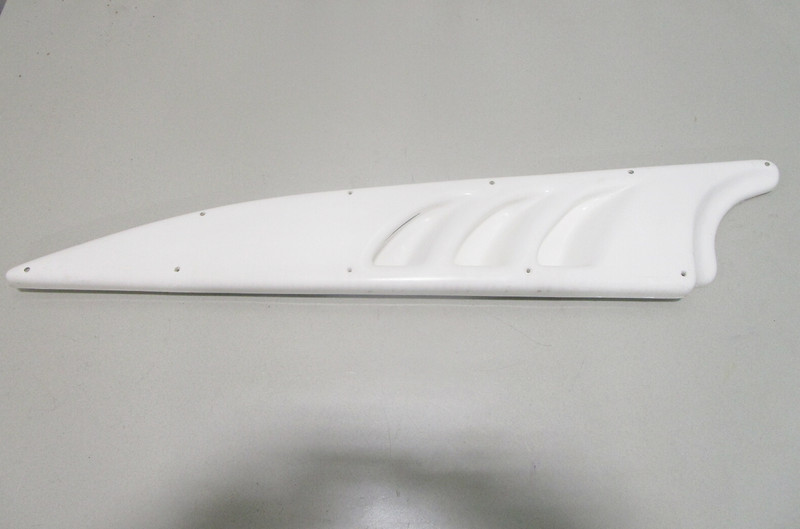 2001 Aquatron 2100 Bow Rider White Plastic Starboard Right Blower Vent Cover