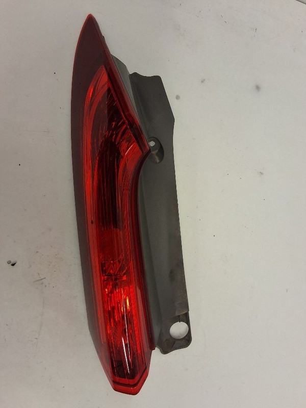 Driver Left Tail Light Upper Fits 15-16 CR-V 3356192