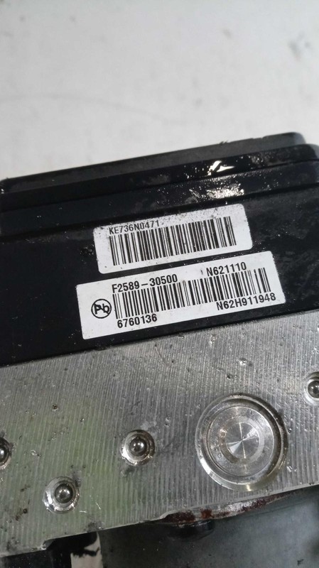 2018 Hyundai Elantra ABS Pump & Motor Assembly OEM 43000 Mi Silver FWD