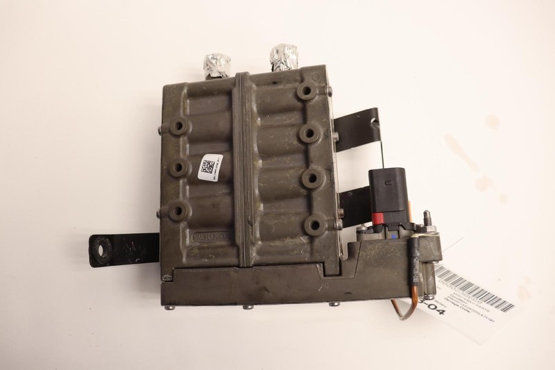 2017-2018 PORSCHE CAYENNE HYBRID HIGH VOLTAGE ELECTRIC BATTERY HEATER OEM