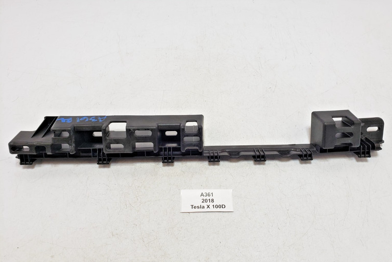 ✅ 2016-2020 OEM Tesla Model X Rear Left Driver Side Door Latch Lower Bracket