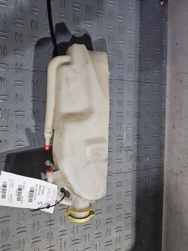 Coolant Reservoir LHD VIN W 6th Digit Jk Body Fits 12-18 WRANGLER 3601463