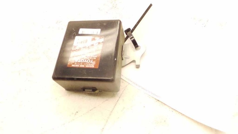 05 PRIUS DOOR RECEIVER CONTROL 89741-47110