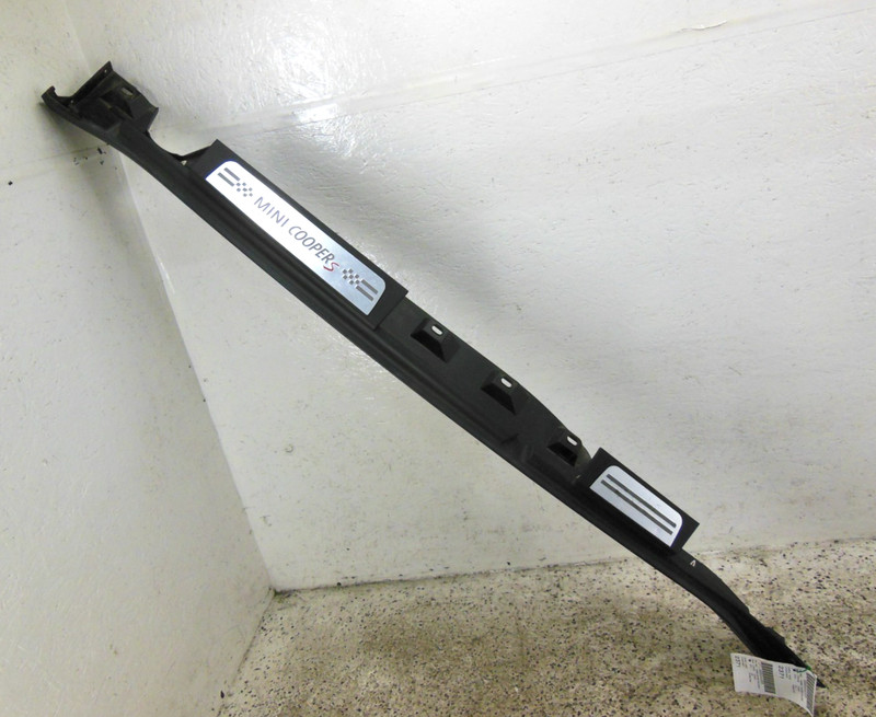 11-16 Mini Cooper Countryman Rocker Panel Side Skirt Moulding Driver Left OEM