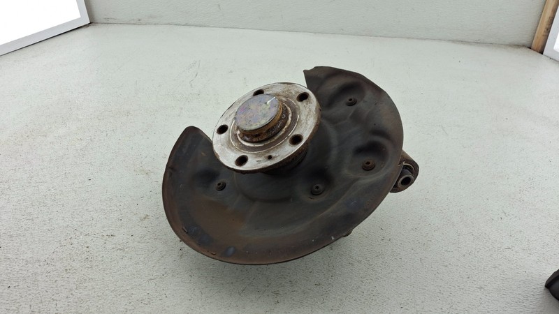 2012-2022 VOLKSWAGEN PASSAT FWD REAR RIGHT SIDE WHEEL HUB SPINDLE KNUCKLE OEM