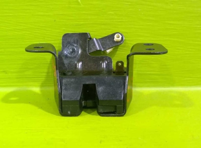 05 06 07 08 09 TUCSON LIFTGATE HATCH GLASS LOCK LATCH OEM 3637-27