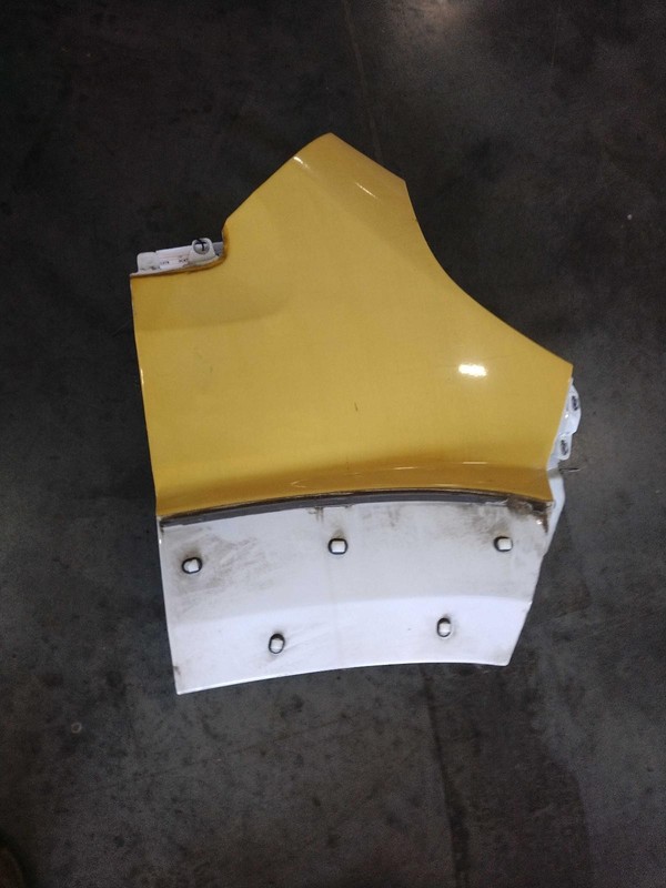 2018 RAM ProMaster 2500 Van Right Fender White Good Condition 616488