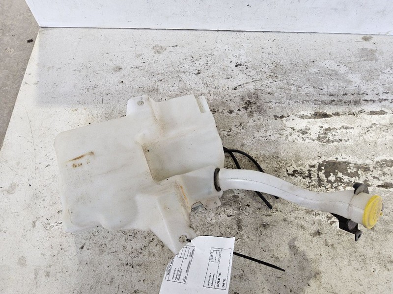 Wash Reservoir Fits 13-18 C-MAX 3366259