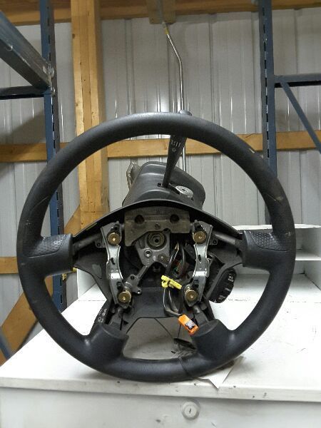 02 NISSAN XTERRA STEERING COLUMN FLOOR SHIFT W/TILT W/O FOG LAMPS 82308