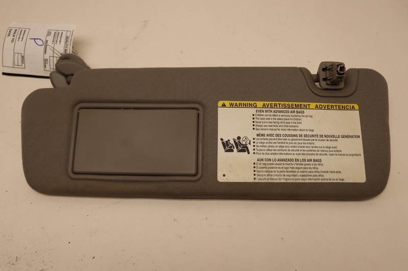 2014-2019 TOYOTA HIGHLANDER FRONT OVERHEAD LEFT DRIVER SIDE SUN VISOR SHADE OEM