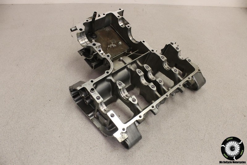 1993 Kawasaki Ninja ZX6 ZX600D UPPER ENGINE TOP CRANKCASE CRANK CASE MOTOR ZX 6