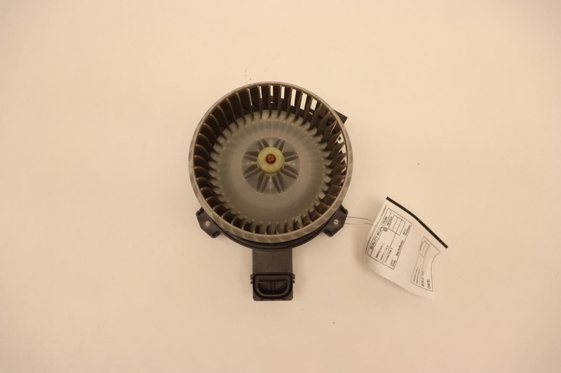 2015-2019 HYUNDAI SONATA FRONT A/C AC AIR CONDITIONING BLOWER FAN MOTOR OEM