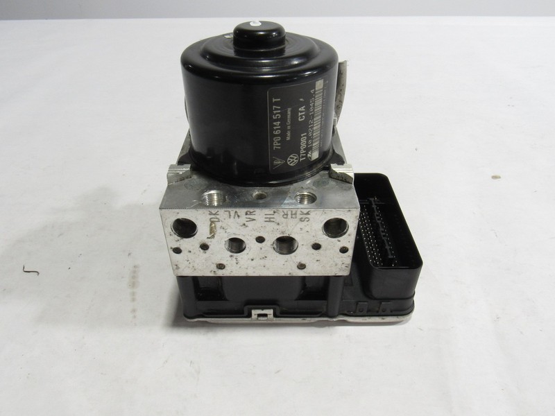 15-18 Porsche Cayenne 2017 3.6L ABS Anti Lock Brake Pump :Y