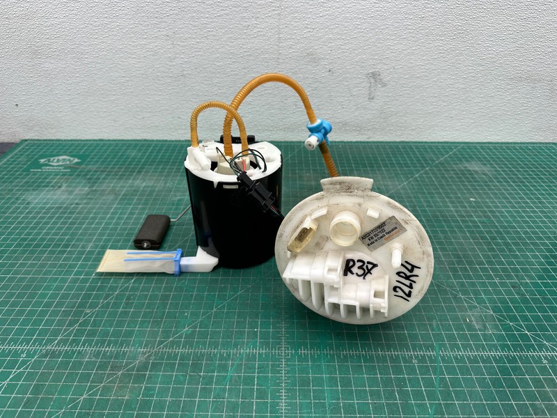 10-16 LAND ROVER LR4 FUEL GAS TANK PUMP UNIT OEM