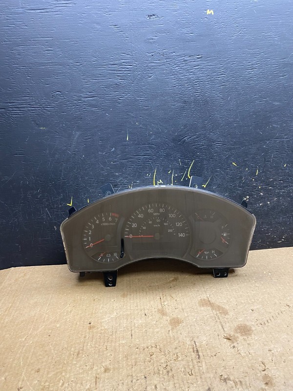 2007 Nissan Armada Speedometer Cluster Gauge Oem Z7101 DG