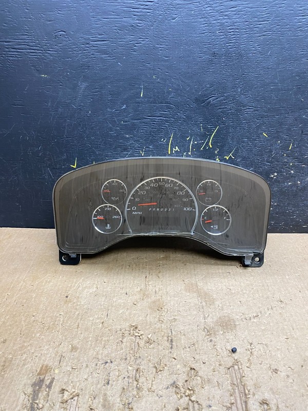 2013 2014 Chevrolet Express 1500 Speedometer Cluster Gauge Z9764 DG