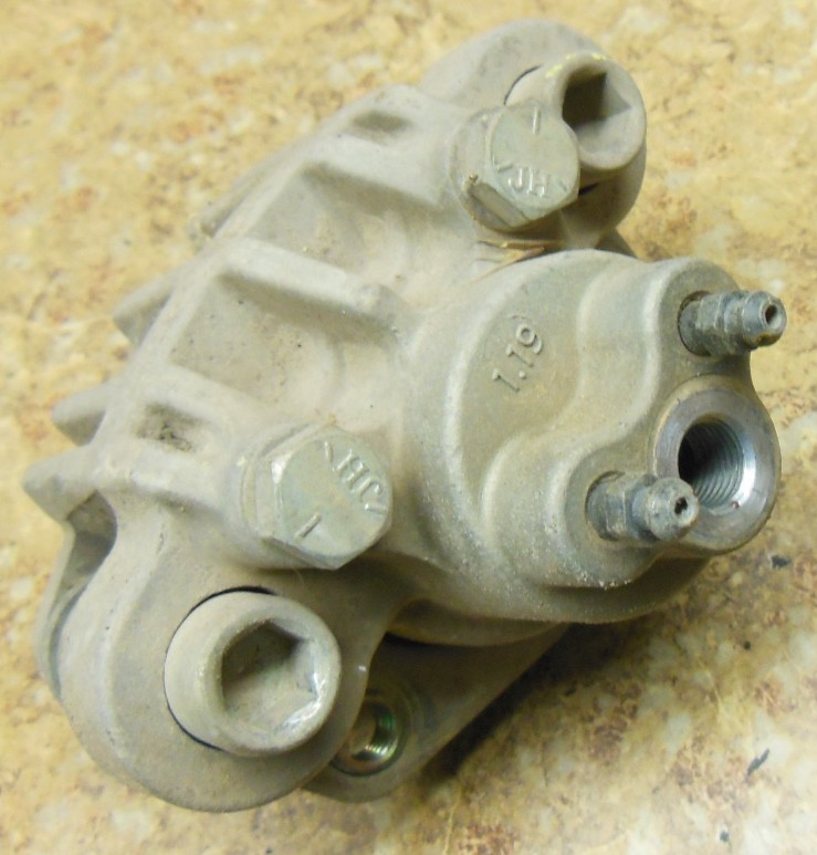 2005 Polaris Phoenix 200 ATV Front Disk Brake Caliper Left Right 05