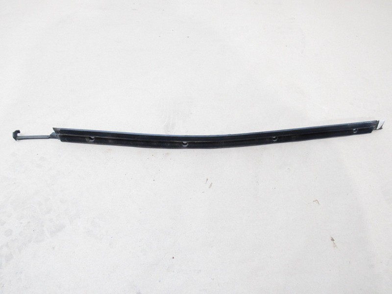 Lexus LS460 2016 Rear Left Driver Door Window Glass Seal Strip Trim 13-17 ;:O