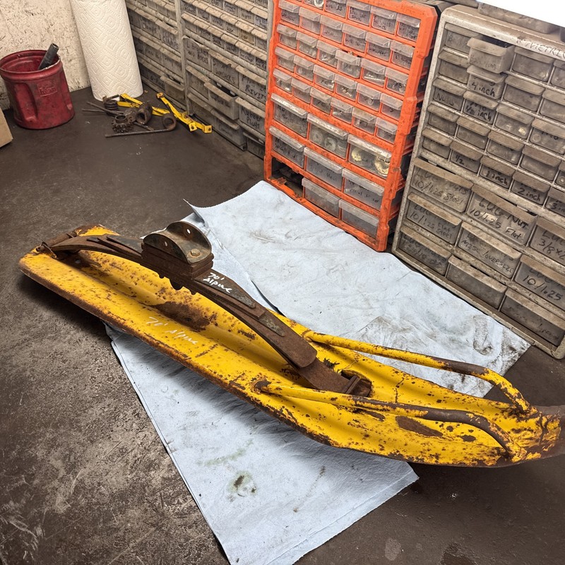 1970 Ski-doo Alpine Vintage snowmobile Ski With suspension leaf spring