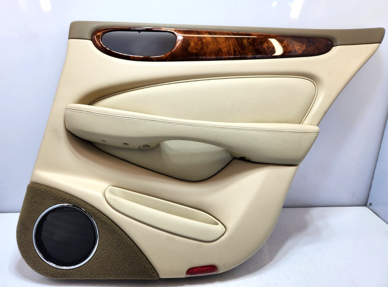 ✅ 2004-2009 OEM Jaguar XJ8 SWB Rear Right Passenger Interior Door Panel Beige