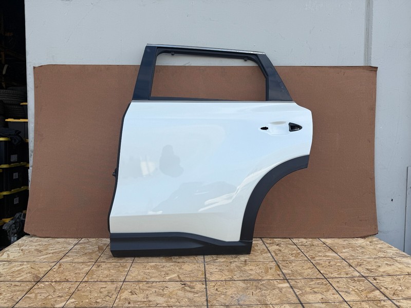 INFINITI QX60 2022-2025 OEM REAR LEFT DRIVER DOOR SHELL ASSEMBLY (WHITE)