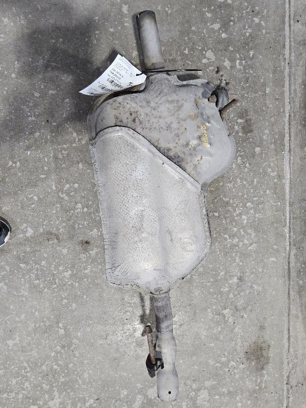 2006-2011 Chevrolet Chevy HHR rear muffler exhaust tailpipe Factory OEM 15288106
