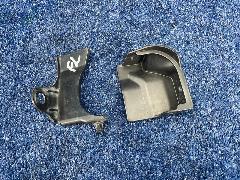 2017-2020 Fiat 124 Spider Front Left Suspension Control Arm Cover Shield SET