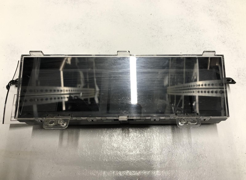 17-'18 SUBARU FORESTER Screen Clock Temperature OEM1 Year Wnty!