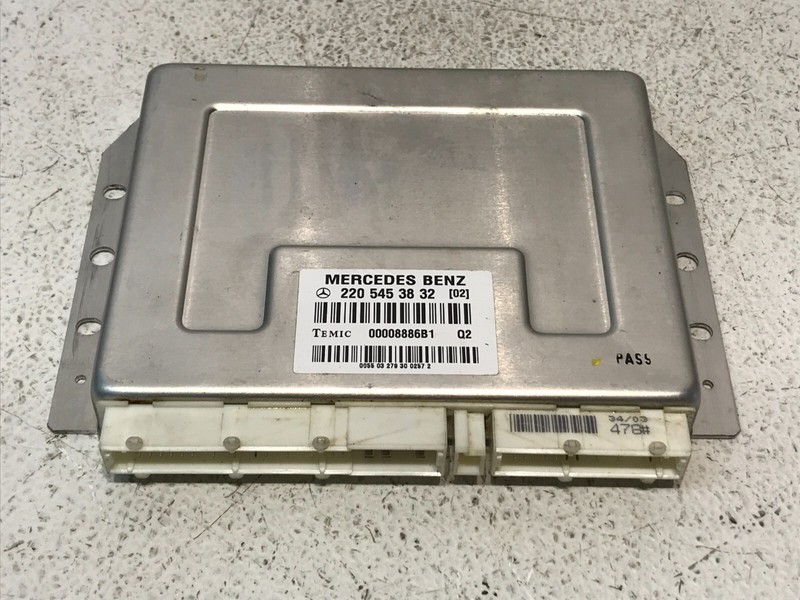 00-06 Mercedes W220 S500 Air Airmatic Suspension Control Module Unit OEM
