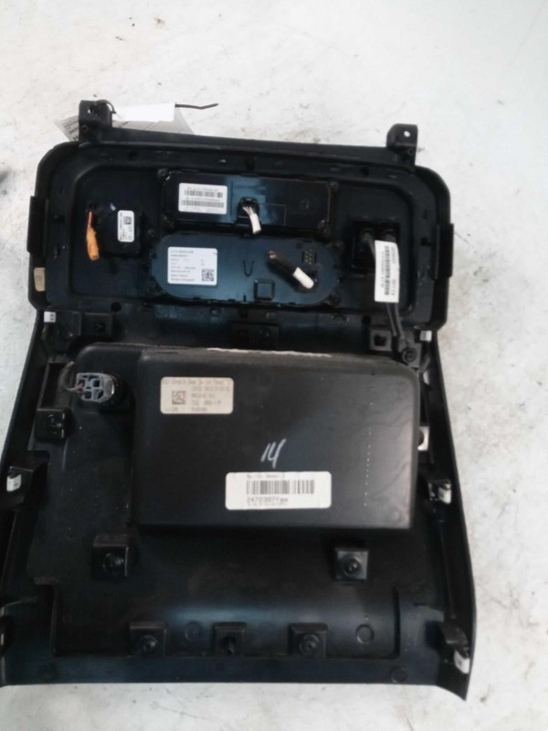 Used A/C Selector Switch fits: 2020 Ford Expedition rear floor console rear manu