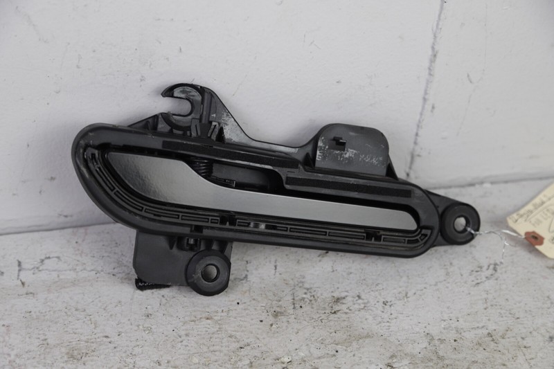 2017- 2021 Tesla Model 3 OEM Black Exterior Right Passenger Door Handle Release