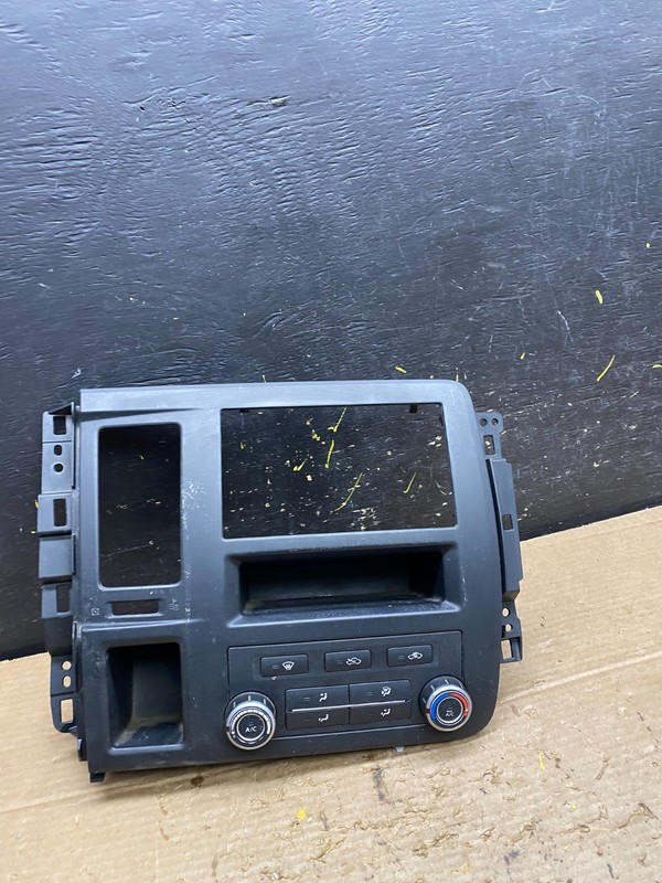 2012-2021 Nissan NV2500 NV3500 Radio Bezel Center Trim Climate Control X1239DG