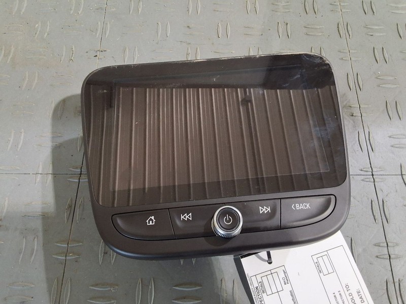 2018 Chevy Equinox 8" Display Screen and Control Panel